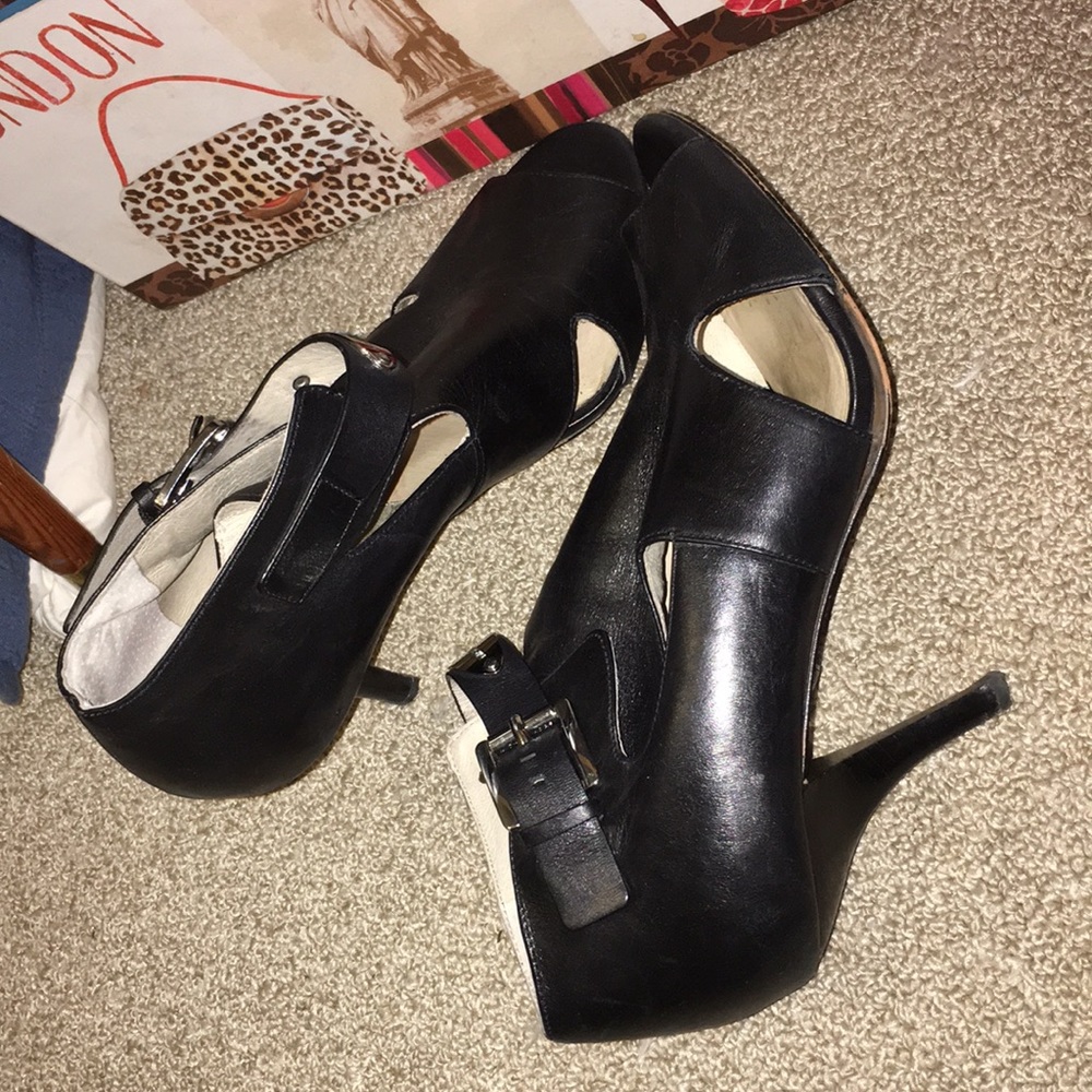 Michael Kors heels size 9